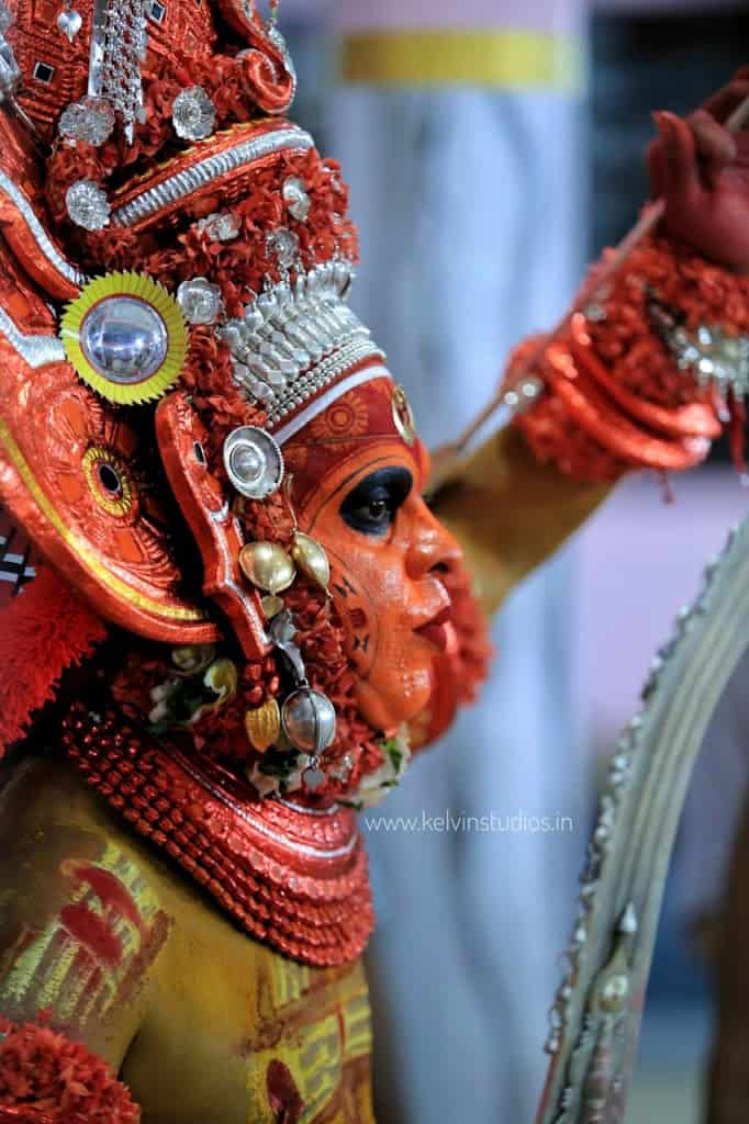 Vettakkorumakan Theyyam - വേട്ടക്കൊരുമകൻ